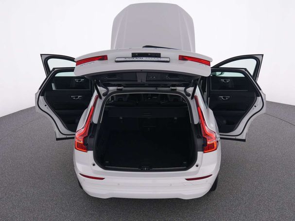 Volvo XC60 B4 Momentum 145 kW image number 15