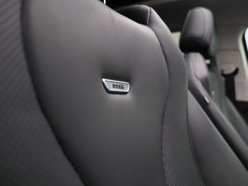 Car image 33