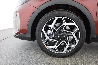 Car image 31