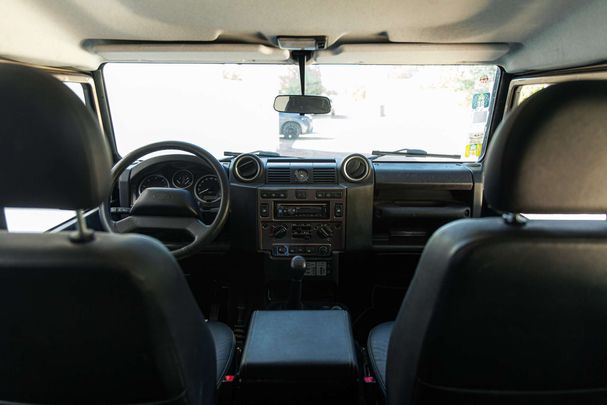 Land Rover Defender 110 90 kW image number 20