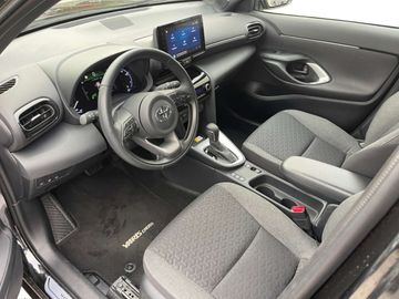 Car image 13