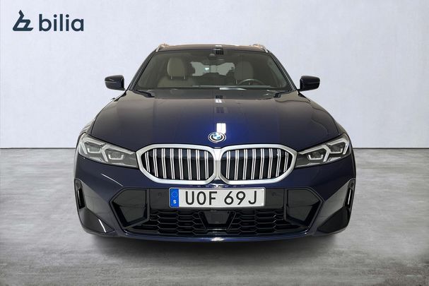 BMW 330e Touring xDrive 216 kW image number 2