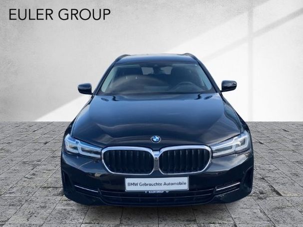 BMW 520d Touring 140 kW image number 2