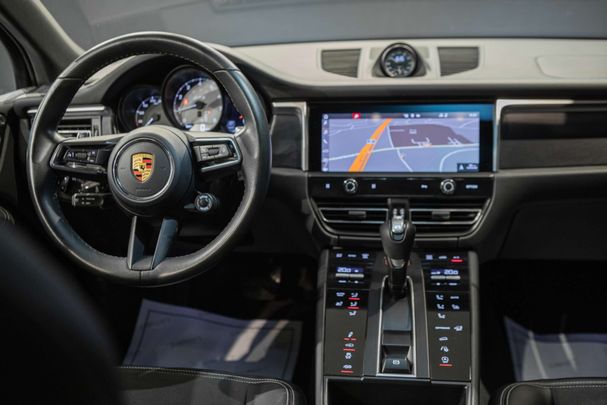 Porsche Macan GTS 324 kW image number 5