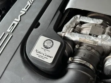 Car image 36