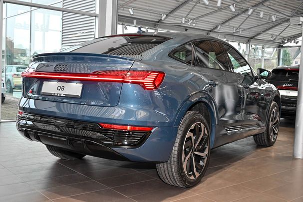 Audi Q8 55 quattro e-tron S-line Sportback 300 kW image number 2