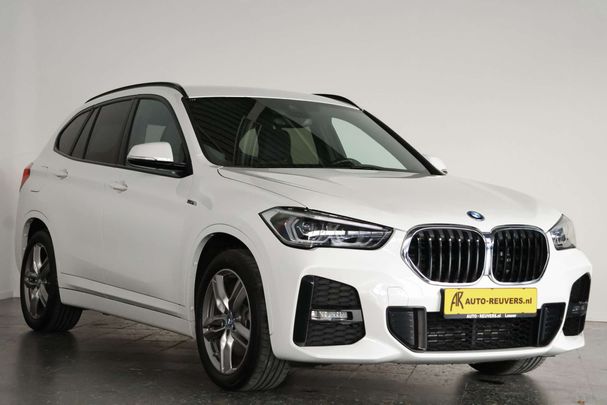 BMW X1 25e xDrive 163 kW image number 2