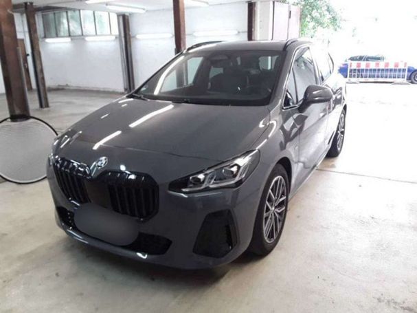 BMW 220i Active Tourer 125 kW image number 1