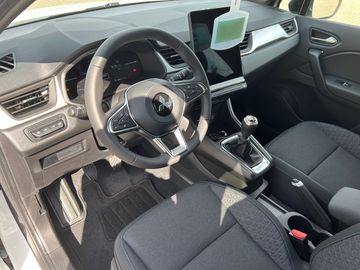 Car image 10