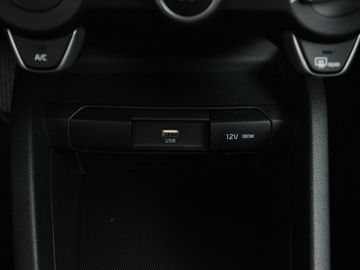 Car image 30