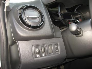 Car image 30