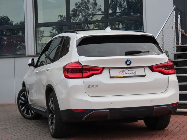 BMW iX3 Inspiring 80 kWh 210 kW image number 3