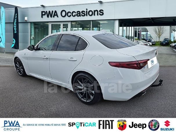 Alfa Romeo Giulia 2.2 AT8 132 kW image number 4