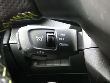 Car image 35