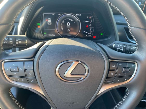 Lexus UX 250h 135 kW image number 14