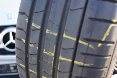 Car image 33