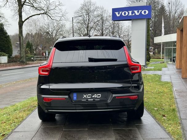 Volvo XC40 Recharge Twin Motor h AWD Ultimate 82 kW image number 2