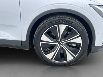 Car image 37