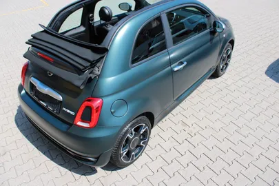 Car image 3