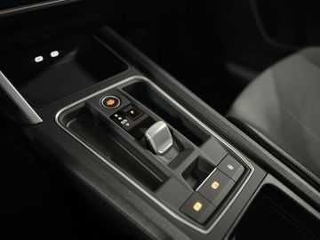 Car image 31