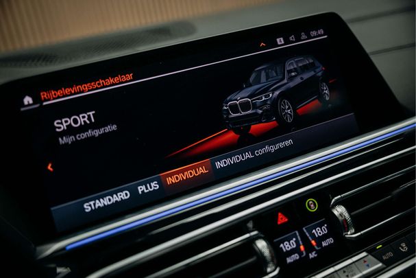 BMW X7 M50d xDrive 294 kW image number 32