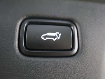 Car image 37