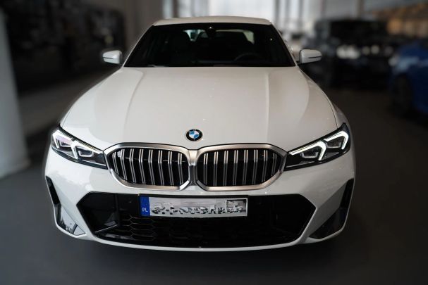 BMW 320i M Sport 135 kW image number 3