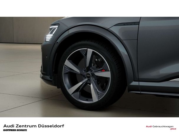 Audi SQ8 quattro e-tron Sportback 370 kW image number 6