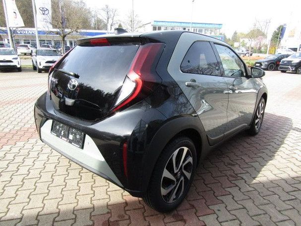 Toyota Aygo X 53 kW image number 3