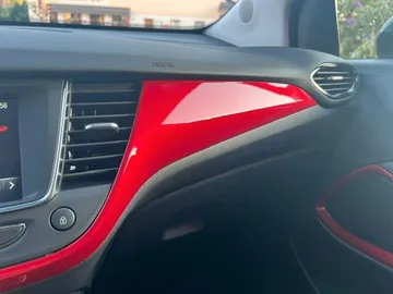 Car image 28