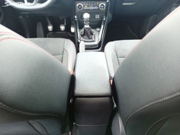 Car image 31