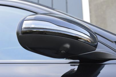 Car image 35