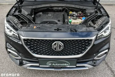 Car image 40
