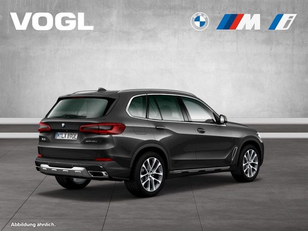 BMW X5 45e xDrive 290 kW image number 3