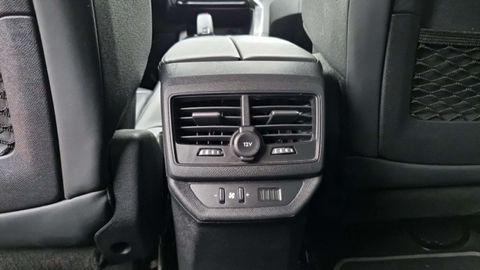 Car image 41