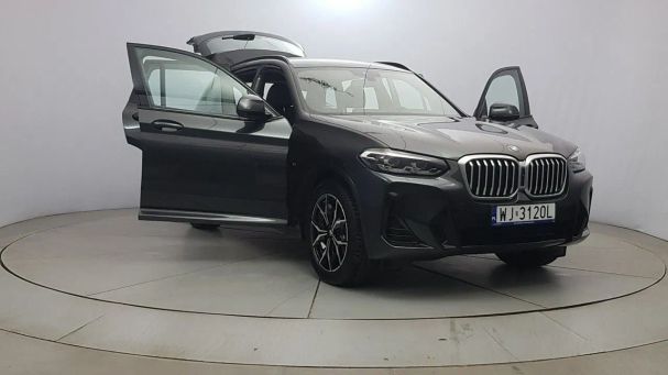 BMW X3 xDrive 140 kW image number 9