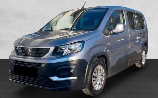 Peugeot Rifter BlueHDi 130 EAT8 Active 96 kW image number 12