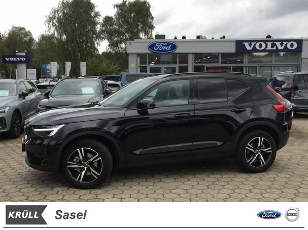 Volvo XC40 B3 Plus Dark 120 kW image number 1