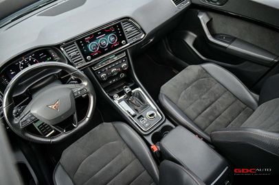 Car image 35