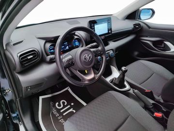 Car image 12