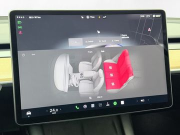 Car image 30