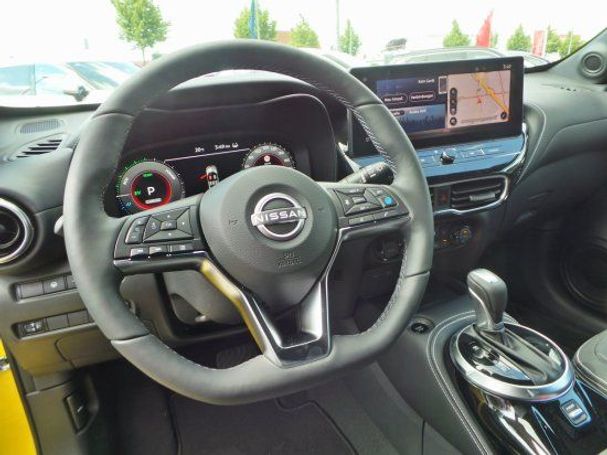 Nissan Juke 1.6 Hybrid Tekna 105 kW image number 9