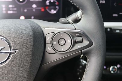 Car image 37