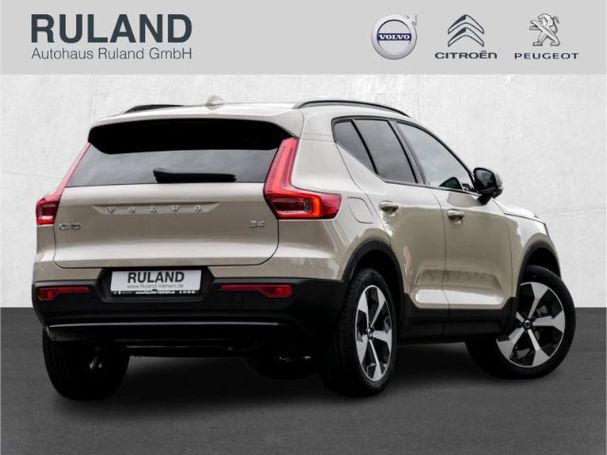 Volvo XC40 B4 Ultra Dark 145 kW image number 2