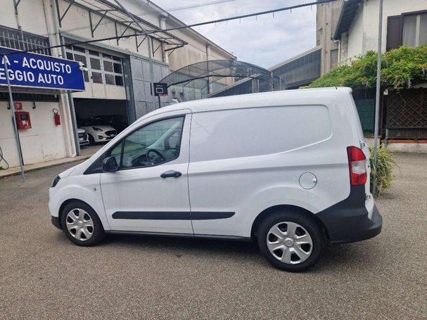 Ford Transit Courier Van 1.5 TDCi 55 kW image number 4