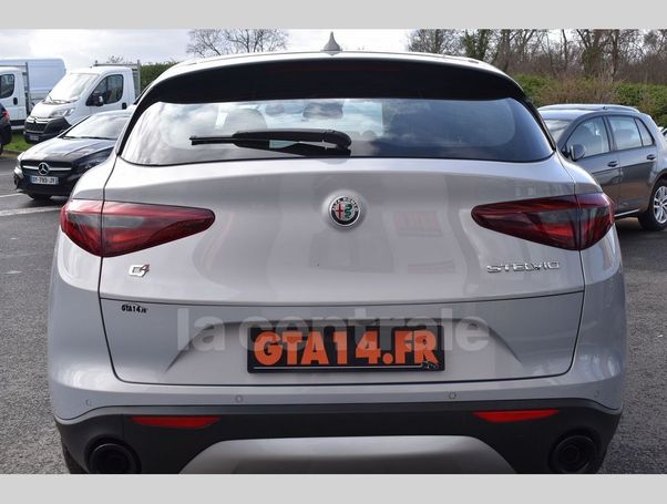 Alfa Romeo Stelvio 2.2 Diesel AT8 Q4 Super 140 kW image number 6