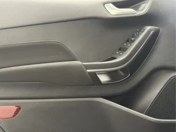 Car image 50