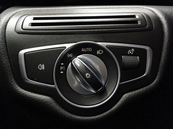 Mercedes-Benz V 220 120 kW image number 23