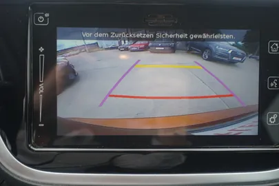 Car image 26