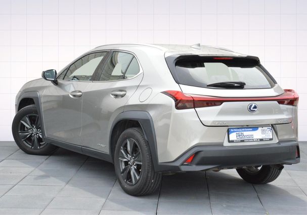 Lexus UX 250h 131 kW image number 6